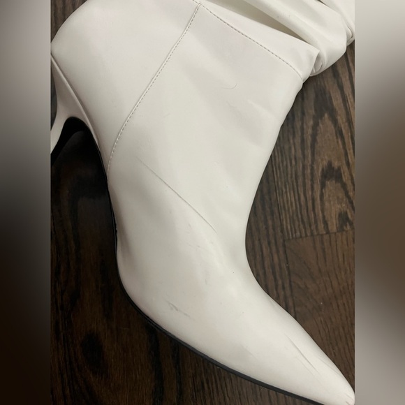 Jeffrey Campbell Guillo Pointed Toe Boot, Size 9 - Picture 9 of 15